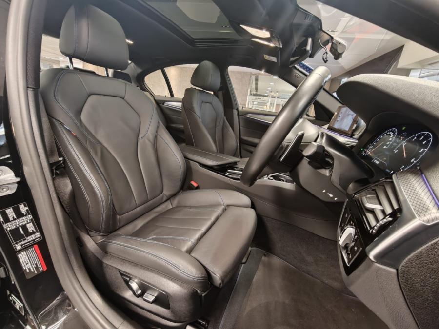 520iA M SPORT (G30) - Image 13